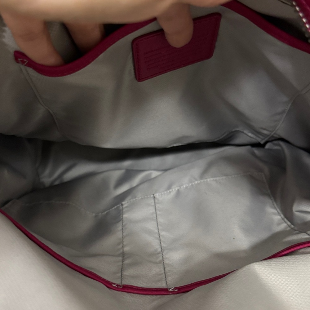 Preloved Tumi Voyager Rosie nylon backpack pink - Picture 13 of 13